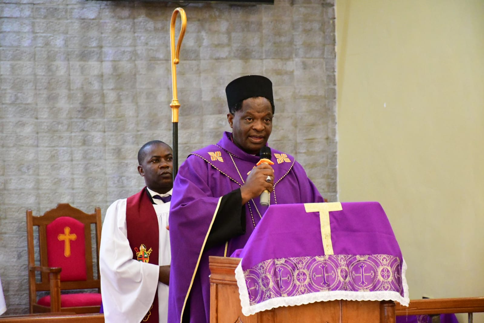 BISHOP CHARLES FELLOWSHIPS WITH DIOCESAN EVANGELISTS